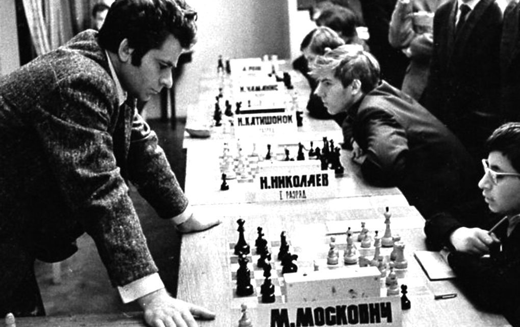 Ajedrez: Spassky, reconocido en la Asamblea de FIDE, que advierte a Irán