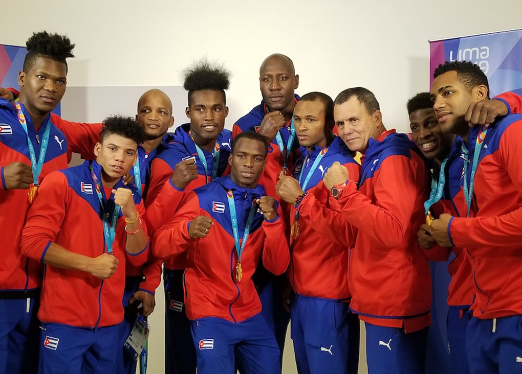 Сборная кубы рейтинг. Куба спорт. Спорт на Кубе. Pan American games 2019 Boxing. Синие спортивные Куба.